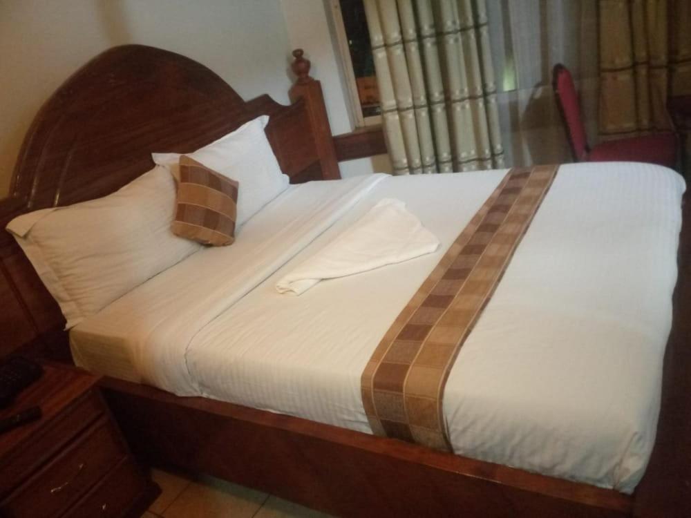 Hotel Sunrise ไนโรบี ภายนอก รูปภาพ